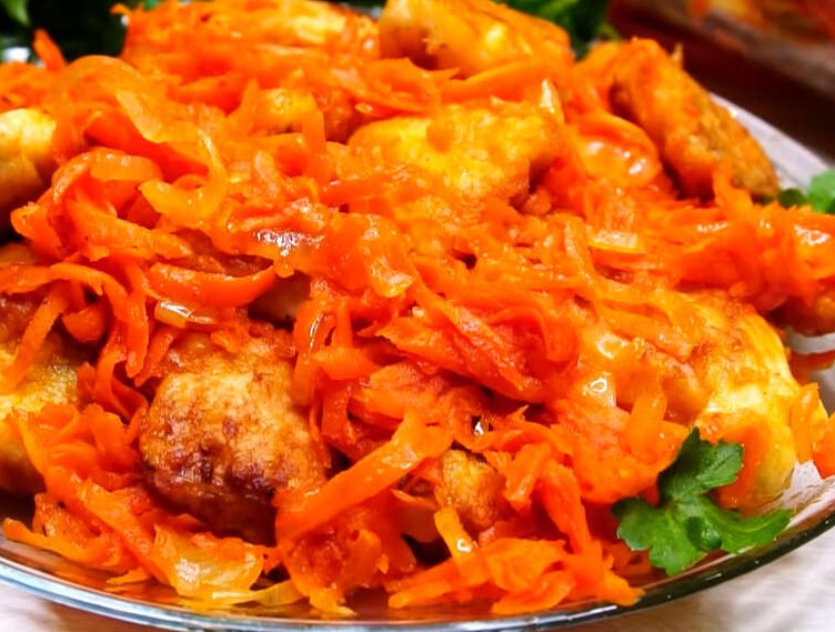 Рыба под маринадом из моркови и лука
